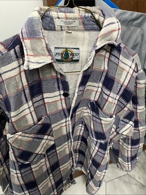 Northwest Plaid Flannel Shirt Jacket in Blue, Red, White
